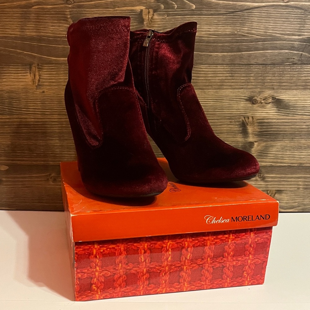 Chelsea Moreland Burgundy Heeled Boots